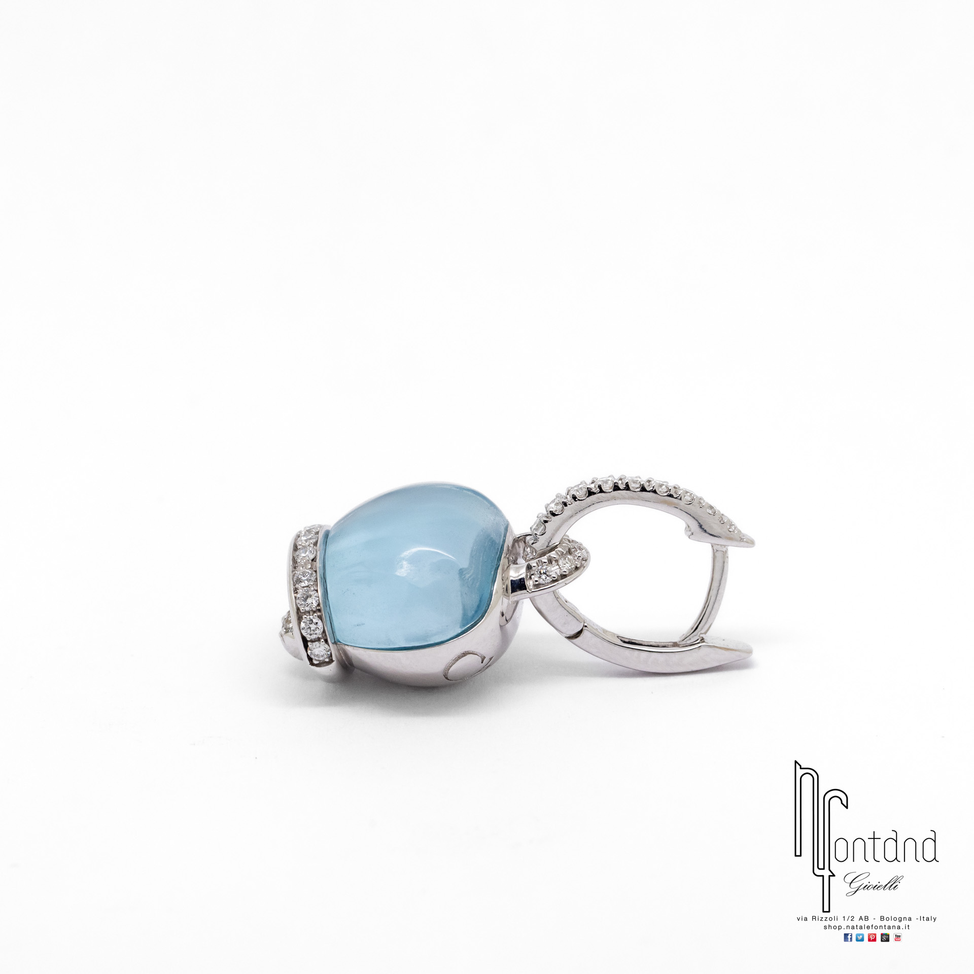 ORECCHINI CAMPANELLE IN ORO BIANCO 18KT, DIAMANTI E TOPAZIO SKY BLU