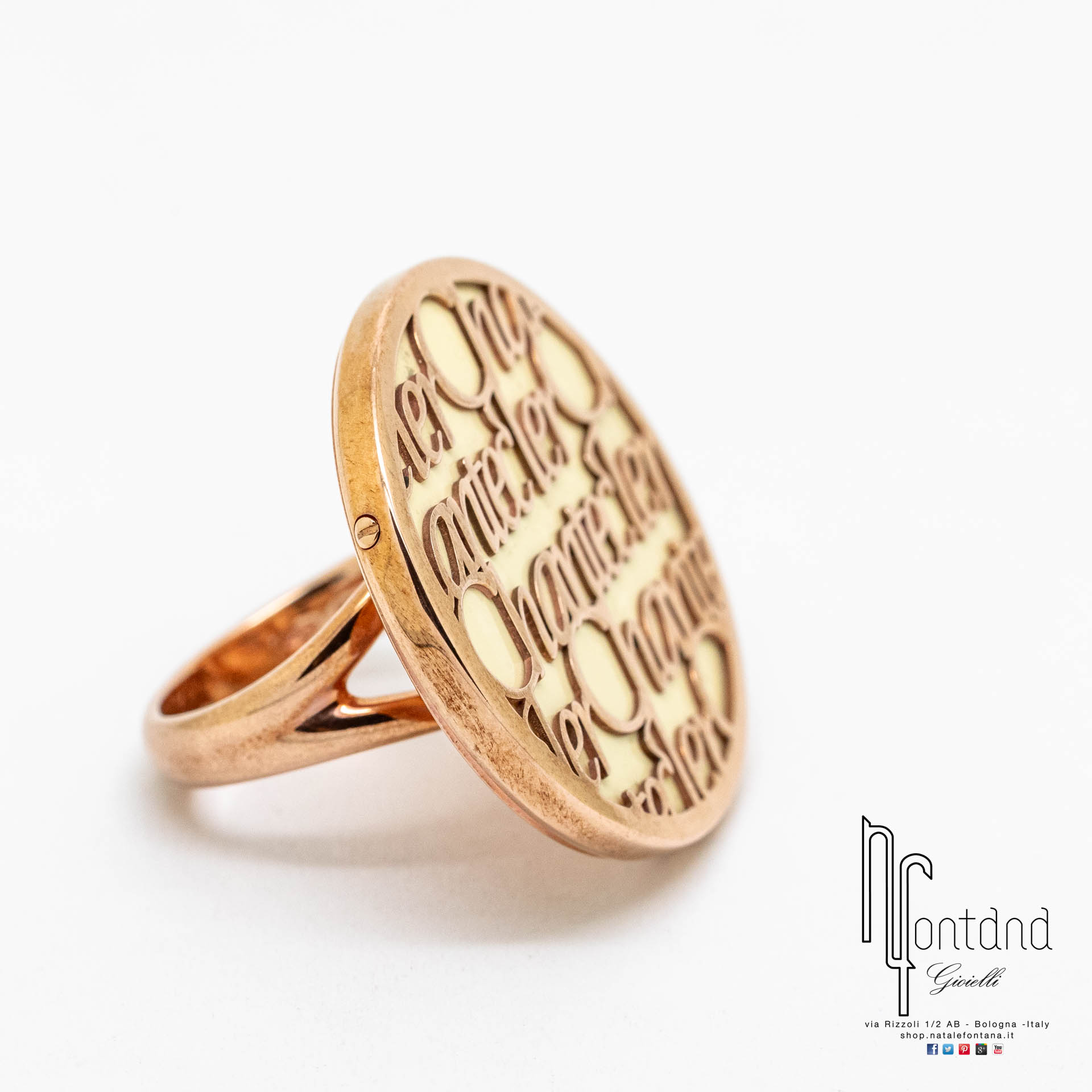 ANELLO POUR PARLER IN ORO ROSA E SMALTO BIANCO