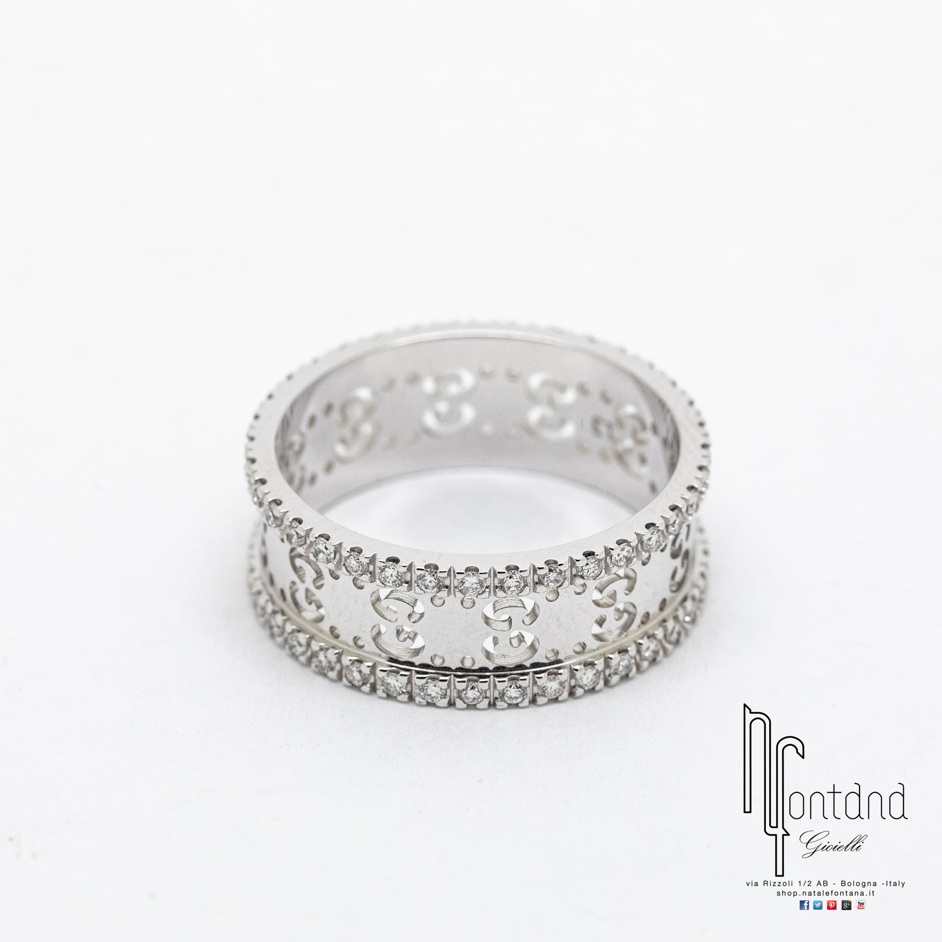 Anello Icon Twirl in oro bianco 18kt e diamanti