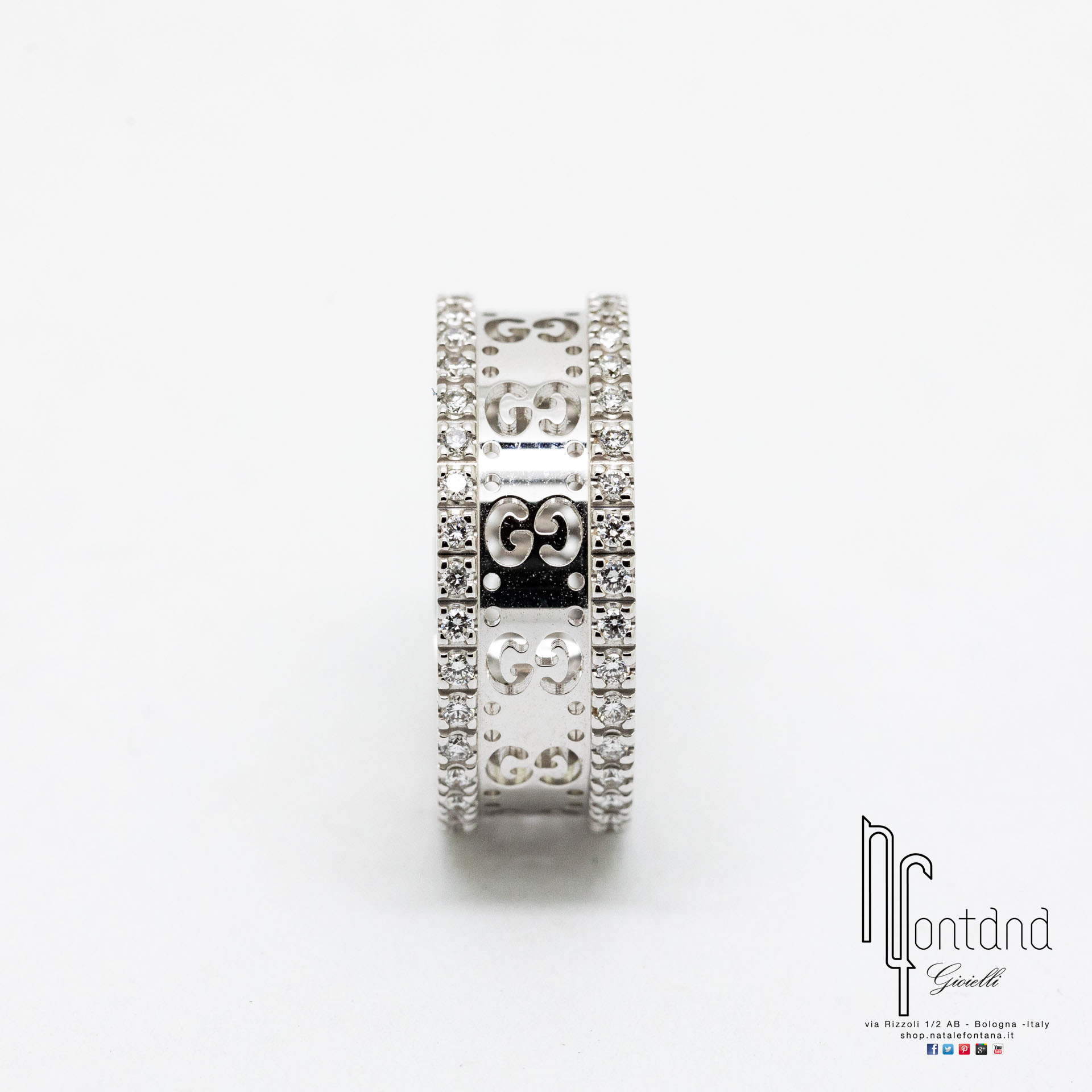 Anello Icon Twirl in oro bianco 18kt e diamanti