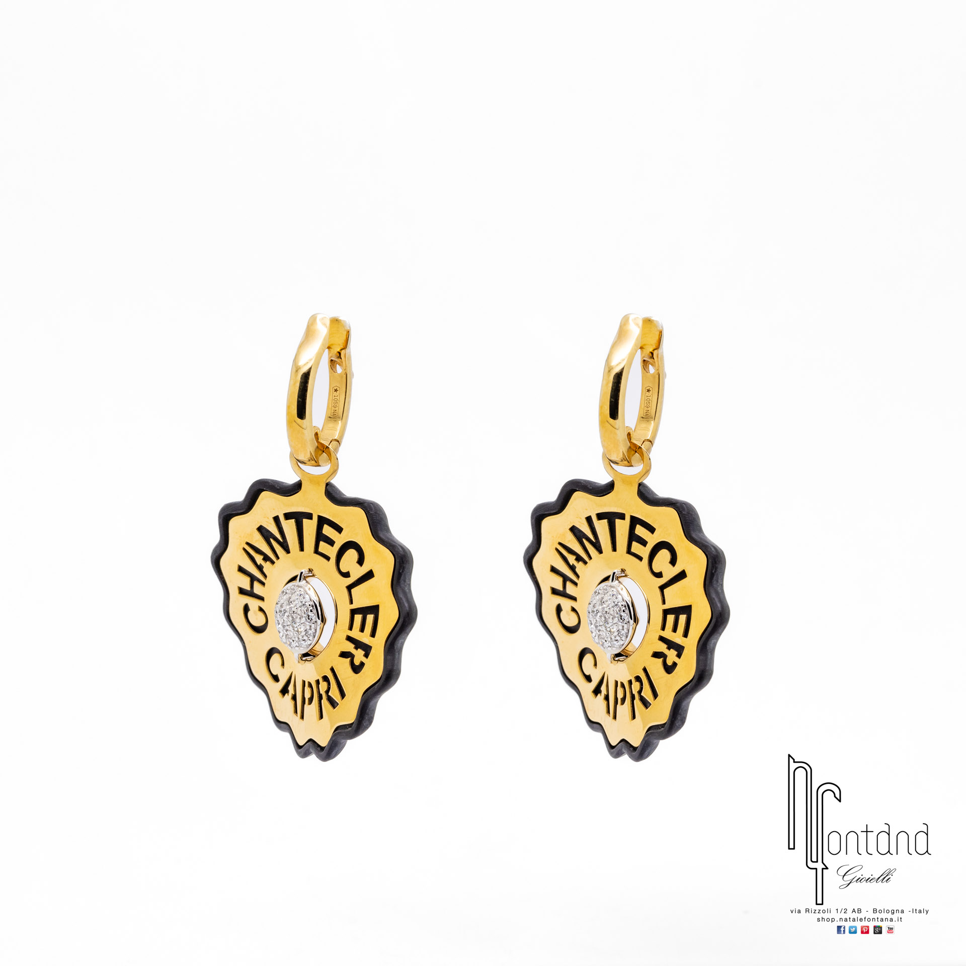 ORECCHINI LOGO IN ORO GIALLO 18KT, DIAMANTI E RESINA NERA OPACA