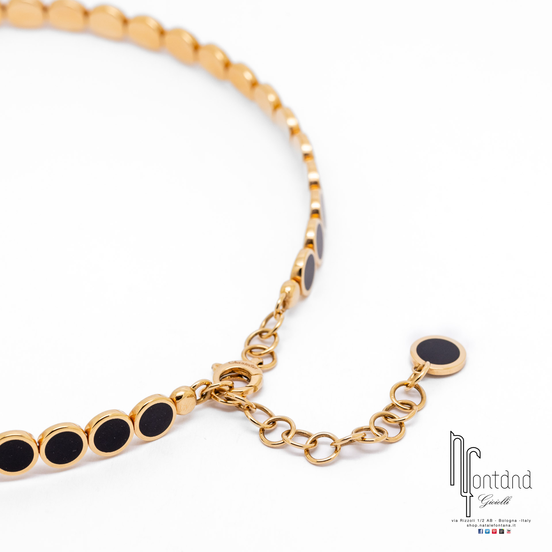 CHOKER PAILLETTES IN ORO ROSA 18KT, DIAMANTI E SMALTO NERO