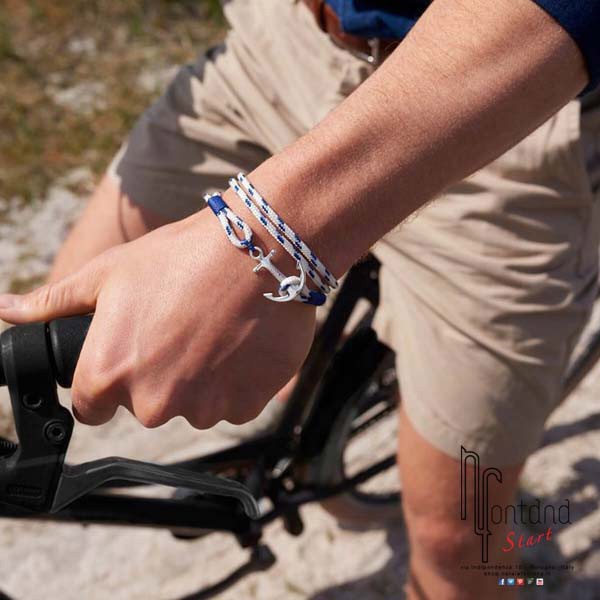 Bracciale Royal Blue - ancora argentata, triplo giro, cordino bianco con cimosa blu - L