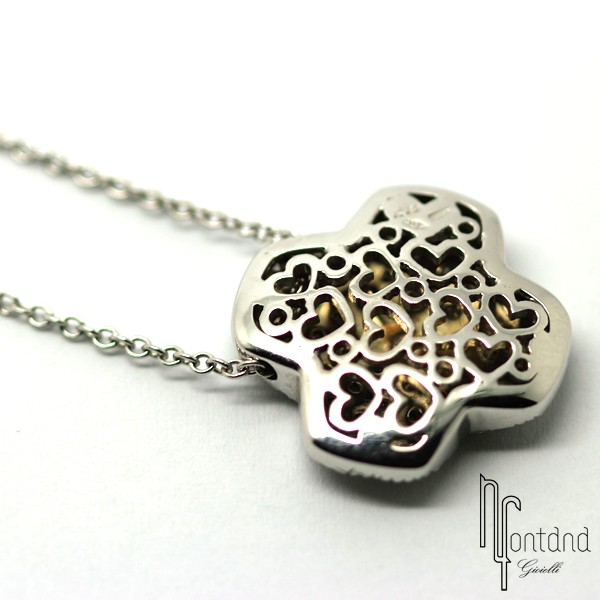 Girocollo con ciondolo a croce di Pasquale Bruni in oro bianco 18 kt e diamanti