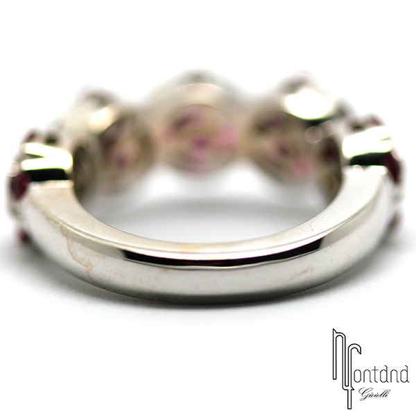 Anello con fiorellini di Pasquale Bruni in oro bianco 18 kt con tormaline rosa