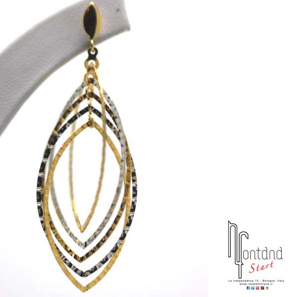 Orecchini pendenti con segmenti picchiettati in oro giallo e bianco 