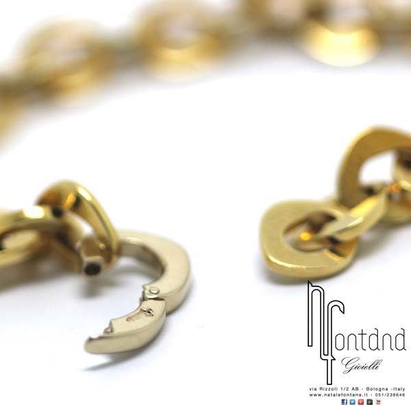 Pomellato - Bracciale in oro giallo con maglia sagomata piatta