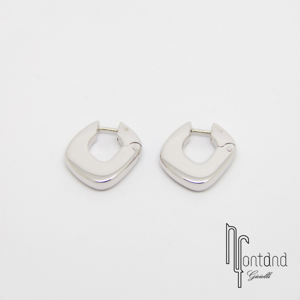 Pomellato - Orecchini anelle piatte squadrate sagomate in oro bianco 18kt