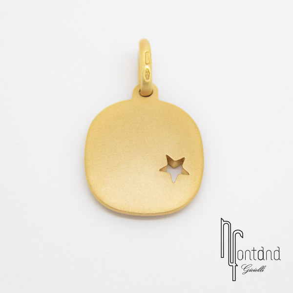 Pomellato - Ciondolo collezione PIASTRINE in oro giallo con stella traforata