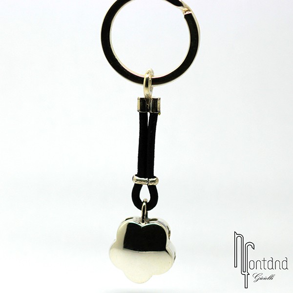 Portachiavi Fiore in argento con laccio in cuoio