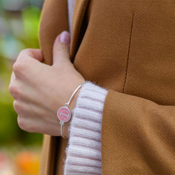 Tom Hope Sunset Pink bracciale bangle in ottone placcato argento 925 e smalto rosa - M